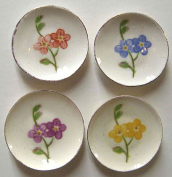Dollhouse Miniature 4 Color Flower Plates